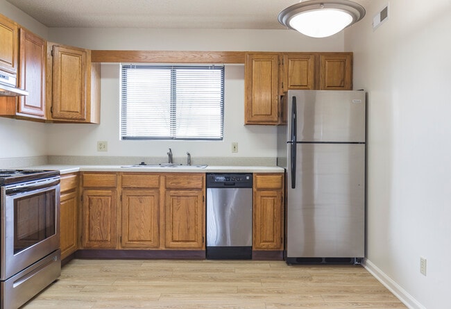 Longview Oaks Apartments