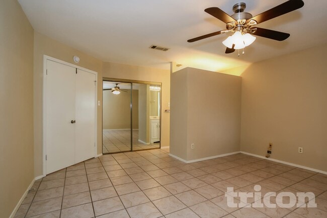 12211 Kleinmeadow Dr