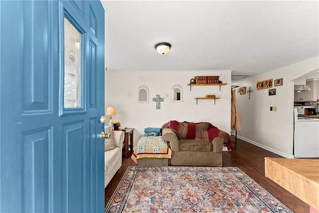 Building Photo - 4726 Deer Creek Ct Unit 2