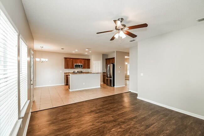 Photo - 6299 Devonhurst Dr