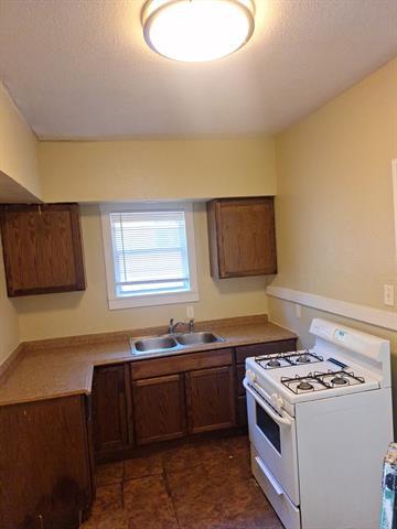 Photo - 3727 K Avenue