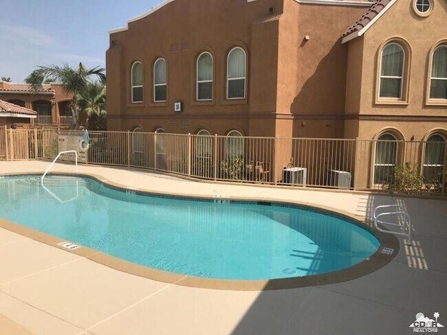 45245 Seeley Dr Unit 16H