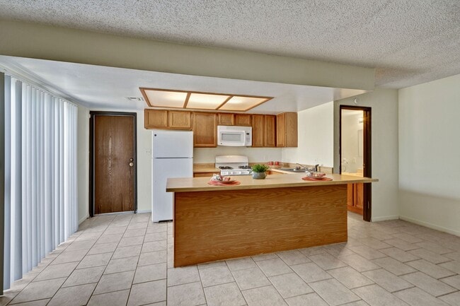 Building Photo - Avanti Townhomes
