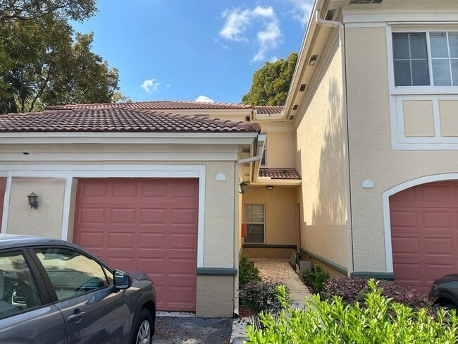 Photo - 2412 Centergate Dr Townhome