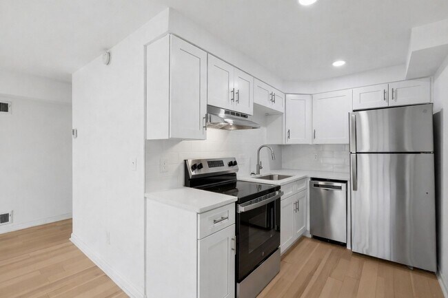 Photo - Now Pre-Leasing for April – August 2026: Fully Renovated 1BR Overlooking Riverview Park Unit 101