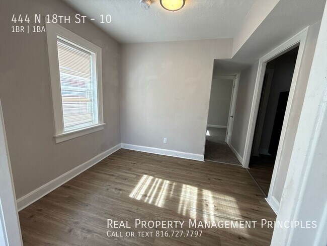 Photo - 444 N 18th St Unidad 10
