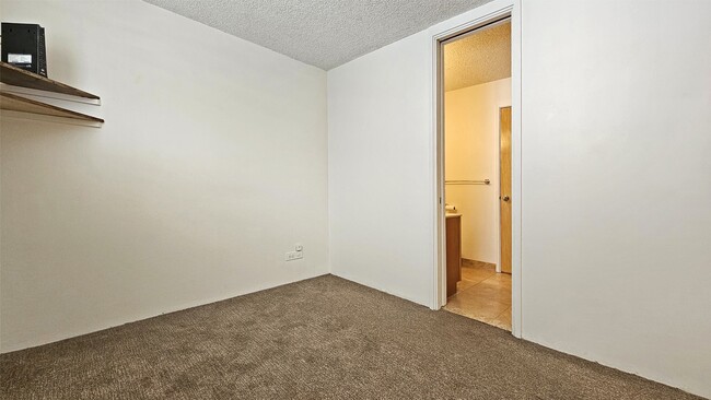 Photo - 1676 Ala Moana Blvd