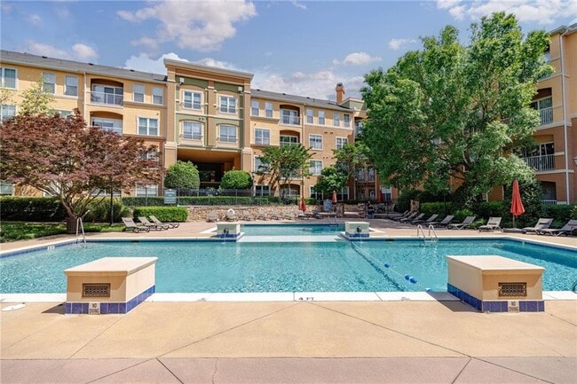 Photo - 10 Perimeter Summit Blvd Unit 3102