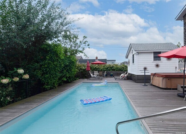 Photo - 653 Ocean Breeze