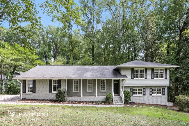 Building Photo - 2644 Club Valley Dr NE Rental