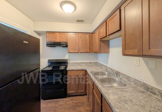 Photo - 217 E 48th St