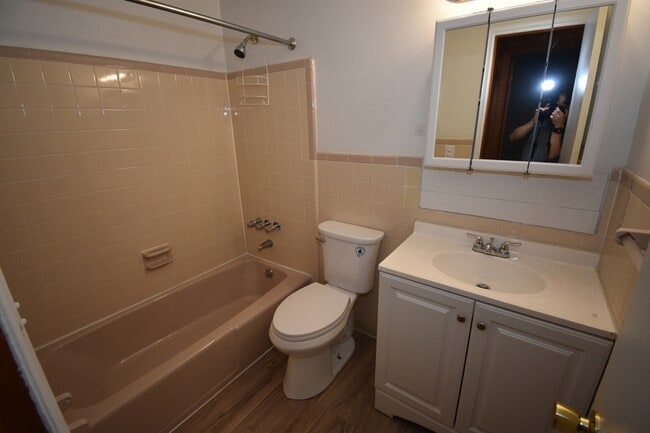 Photo - 23 Alexander Dr Unit 22