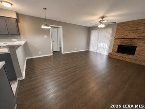 Photo - 4704 Oakfield Way