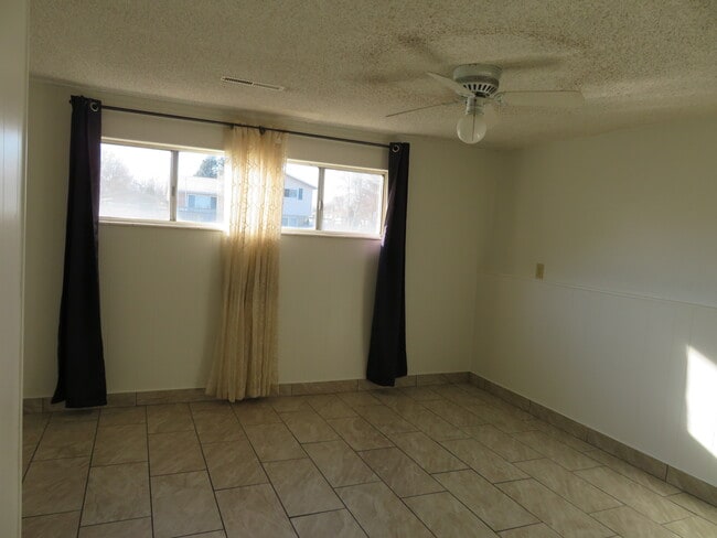 Photo - 4166 W 3100 S