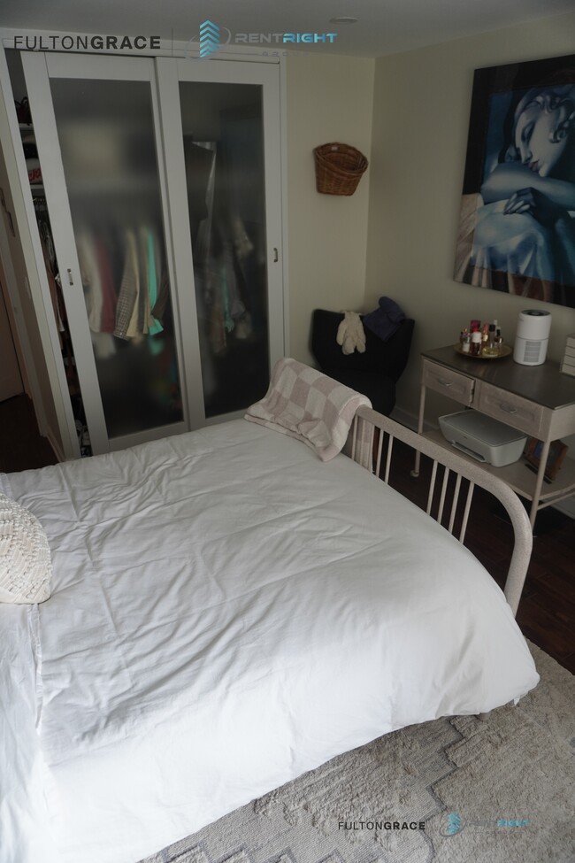 Photo - 3440 N Lake Shore Dr Unit 10C