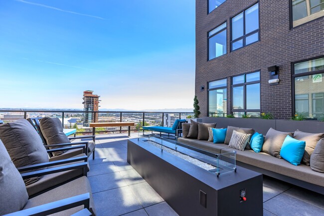 Napoleon Apartment Homes
