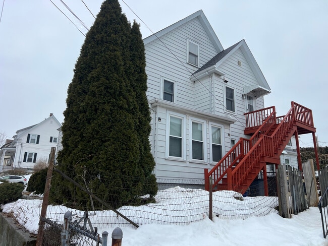 Photo - 95 Roberts St