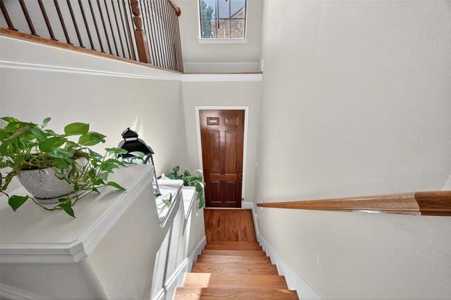 Photo - 1323 Studer St