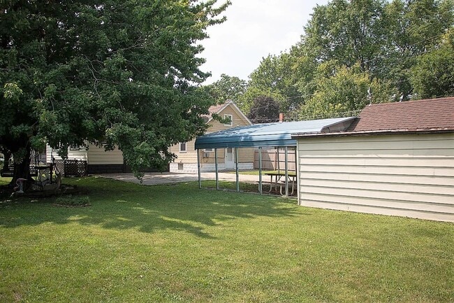 Photo - 2200 7th Ave