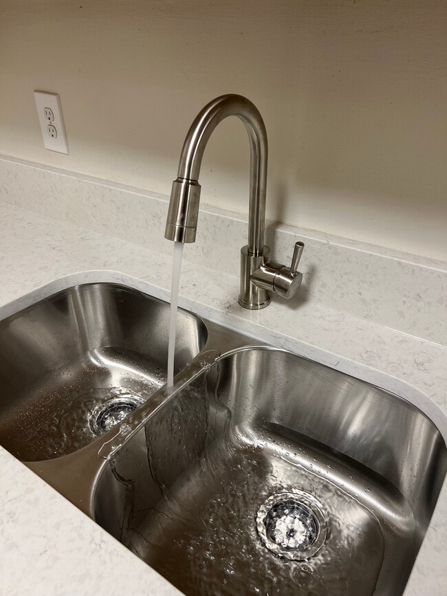 Photo - 2557 Midland Park Rd Unit B13