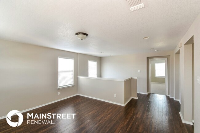 Photo - 7906 Horse Hollow