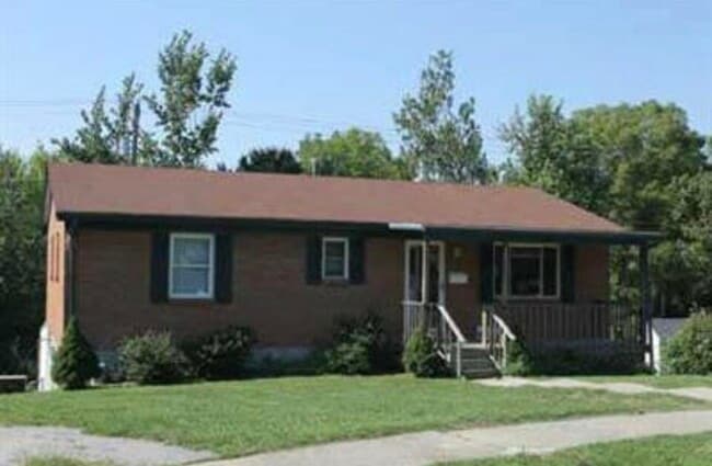 Building Photo - 1340 Ox Hill Dr