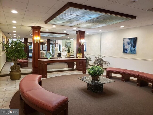 Photo - 130 Slade Ave Unit 511