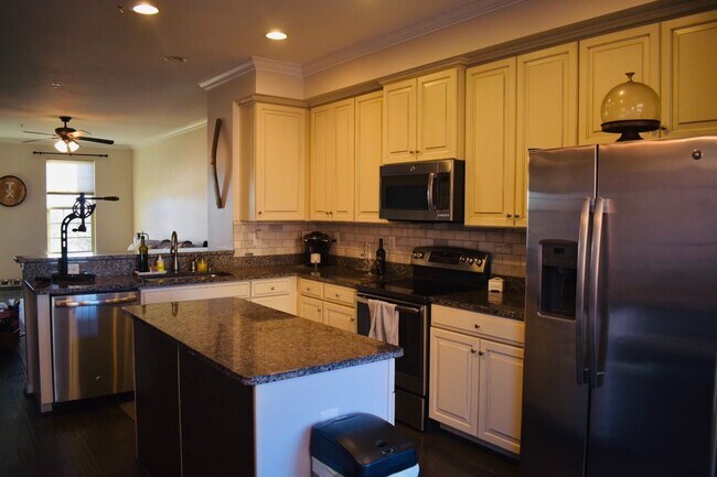 Photo - Beautiful Modern 3 Bedroom