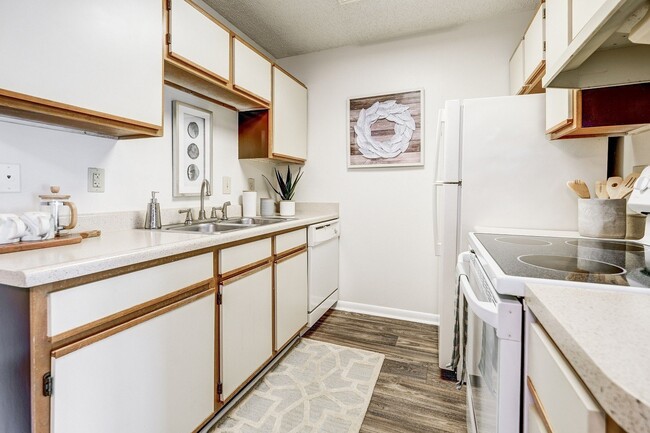 Photo - Village at Cliffdale Apartment Homes