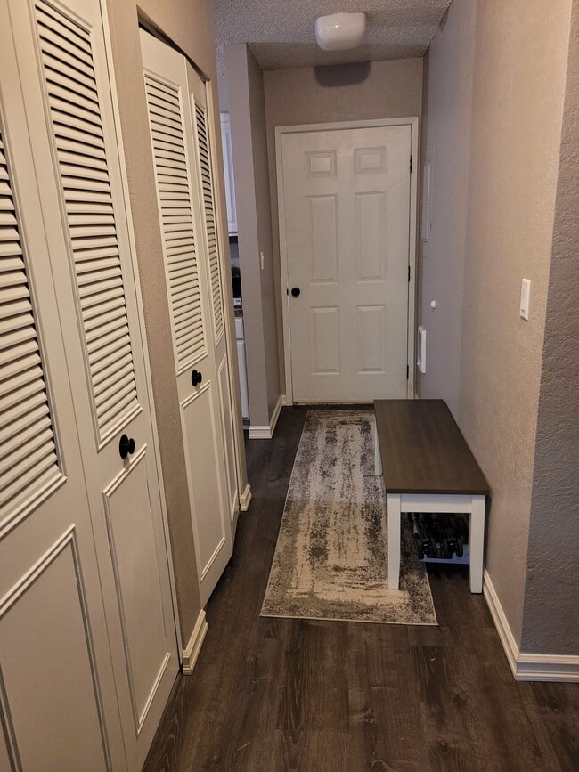 Photo - 107 Schafer St Unit 10b