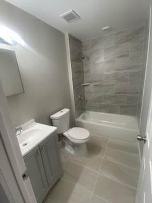 Photo - Gorgeous Front Porch Row - Ogontz