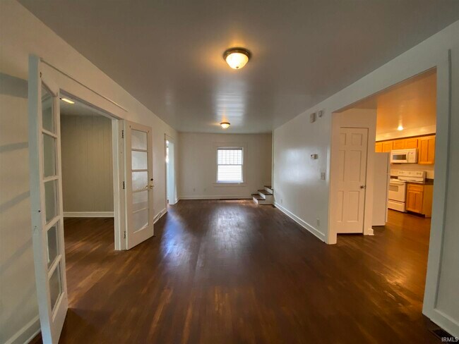 Photo - 609 E University St