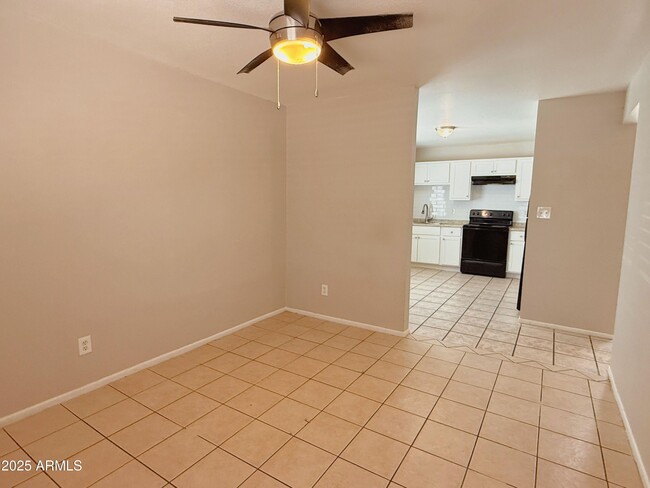 Photo - 1551 E Christy Dr Unit 1