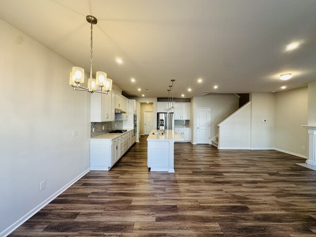 Photo - 5851 Strathmore Ct