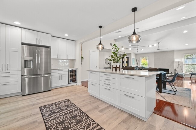 Photo - 7806 Lowdes Dr