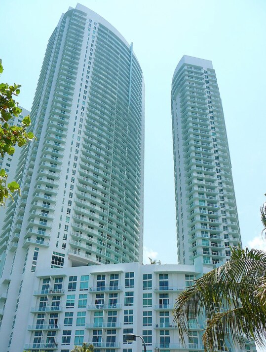 Buildings View - 1900 N Bayshore Dr Unit 4317