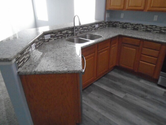 Photo - BEAUTIFUL WHITNEY OAKS HOME WITH 3+ BEDROOMS, 3 FULL BATHS, & 2 CAR GARAGE!