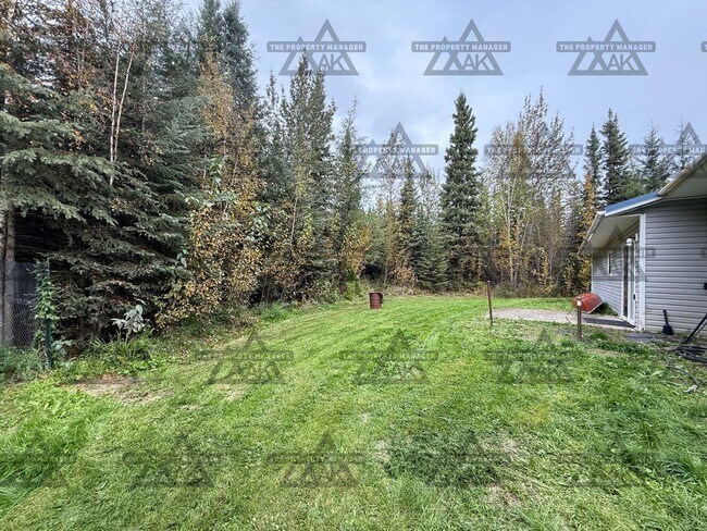 Photo - 3 bedroom home in the heart of North Pole,...