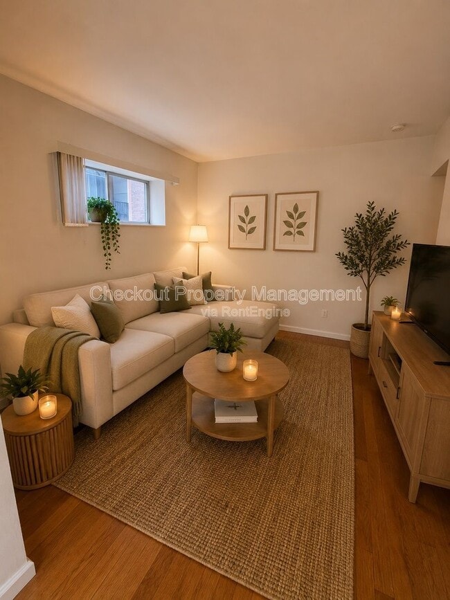 Photo - 5535 Pershing Ave Unit 31