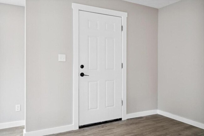 Photo - 3409 Barbee Dr