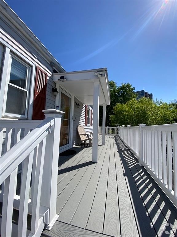 Building Photo - 17R Boston St Unit 2 Rental