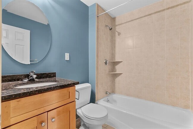 Photo - 11 Woodlawn St Unit #1