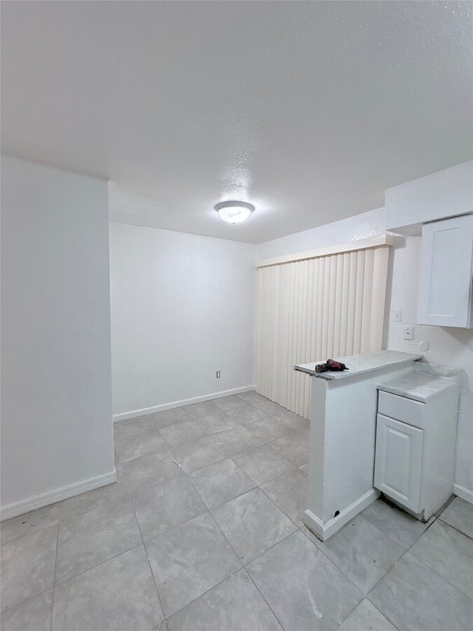 Photo - 5625 Antoine Dr Unit 1615