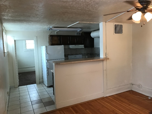 Photo - 945 E 3rd St Unidad walk out bsmt