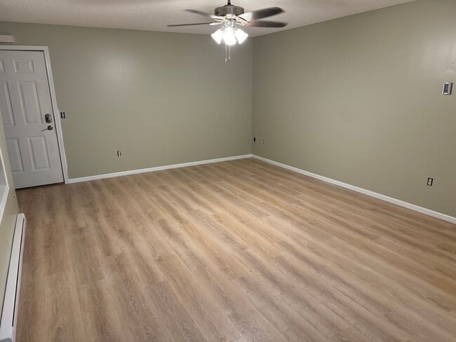 Photo - 615 11th Street Southwest Unit 101