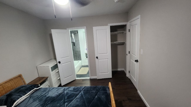 Photo - 3512 Holmes Ave