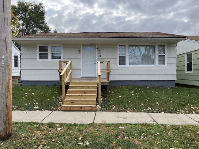 Photo - 1111 6th St
