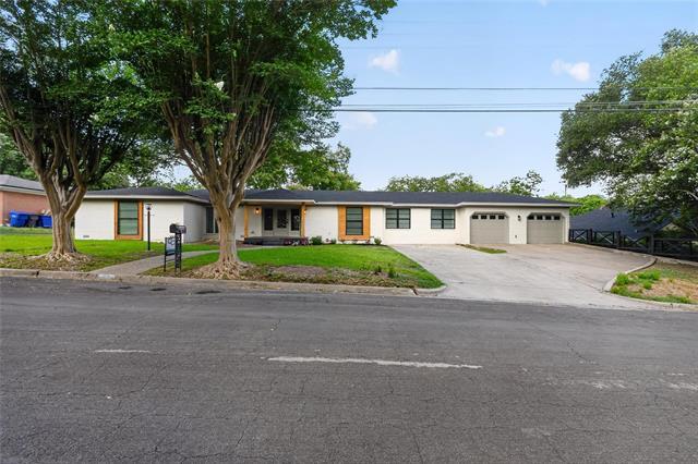 Photo - 2808 Woodland Dr