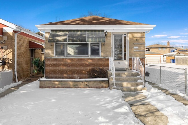 Excellent 3 Bedroom Cicero Single Family Home - Excellent 3 Bedroom Cicero Single Family Home