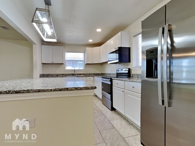 Photo - 4809 Cedar St